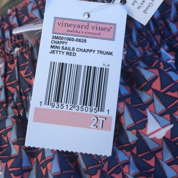 Vineyard Vines Swim Trunks - Picture 4 of 4